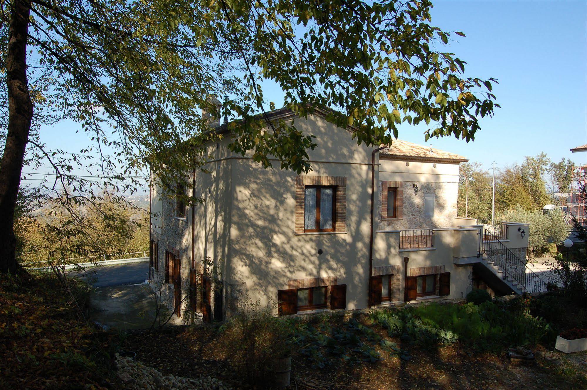 Le Pietre Ricce B&B Roccamontepiano Екстериор снимка