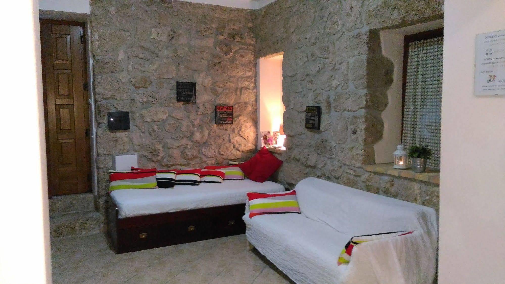 Le Pietre Ricce B&B Roccamontepiano Екстериор снимка