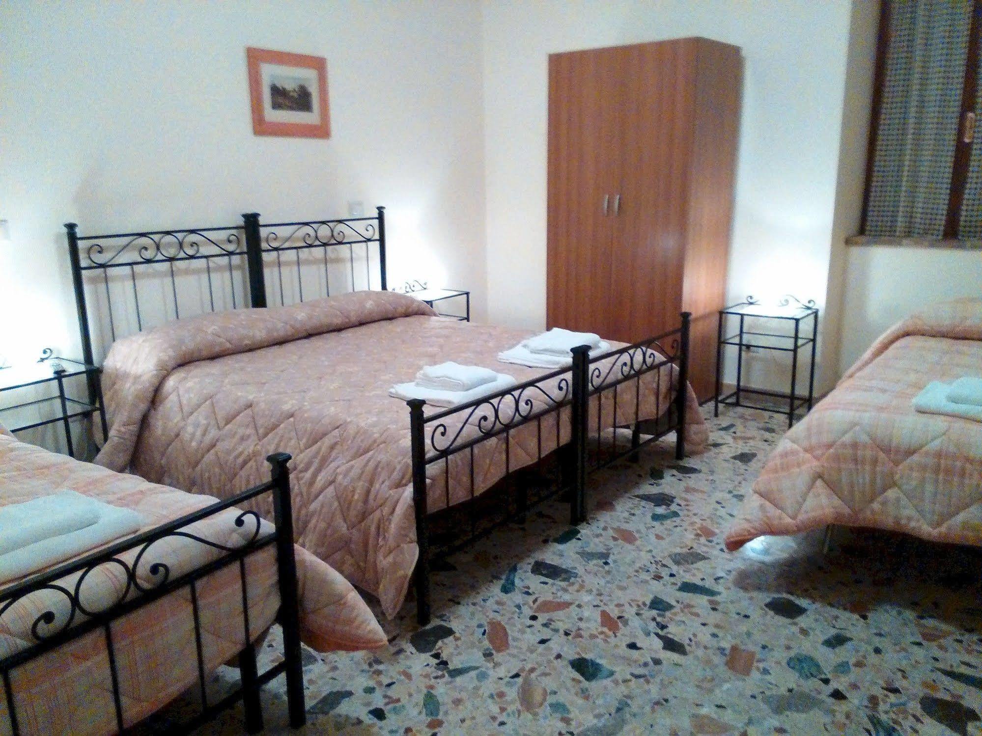 Le Pietre Ricce B&B Roccamontepiano Екстериор снимка
