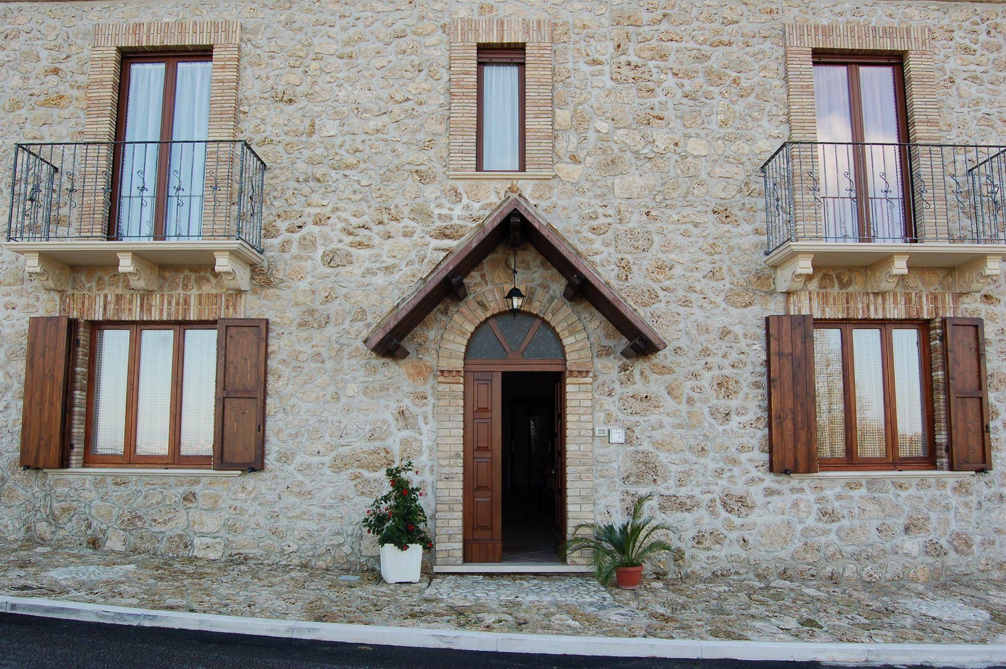 Le Pietre Ricce B&B Roccamontepiano Екстериор снимка