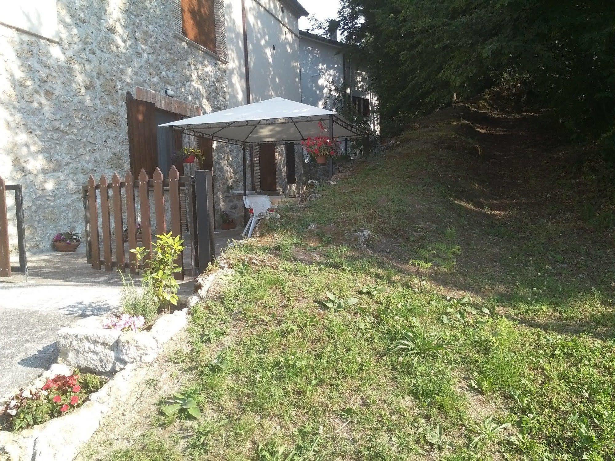 Le Pietre Ricce B&B Roccamontepiano Екстериор снимка